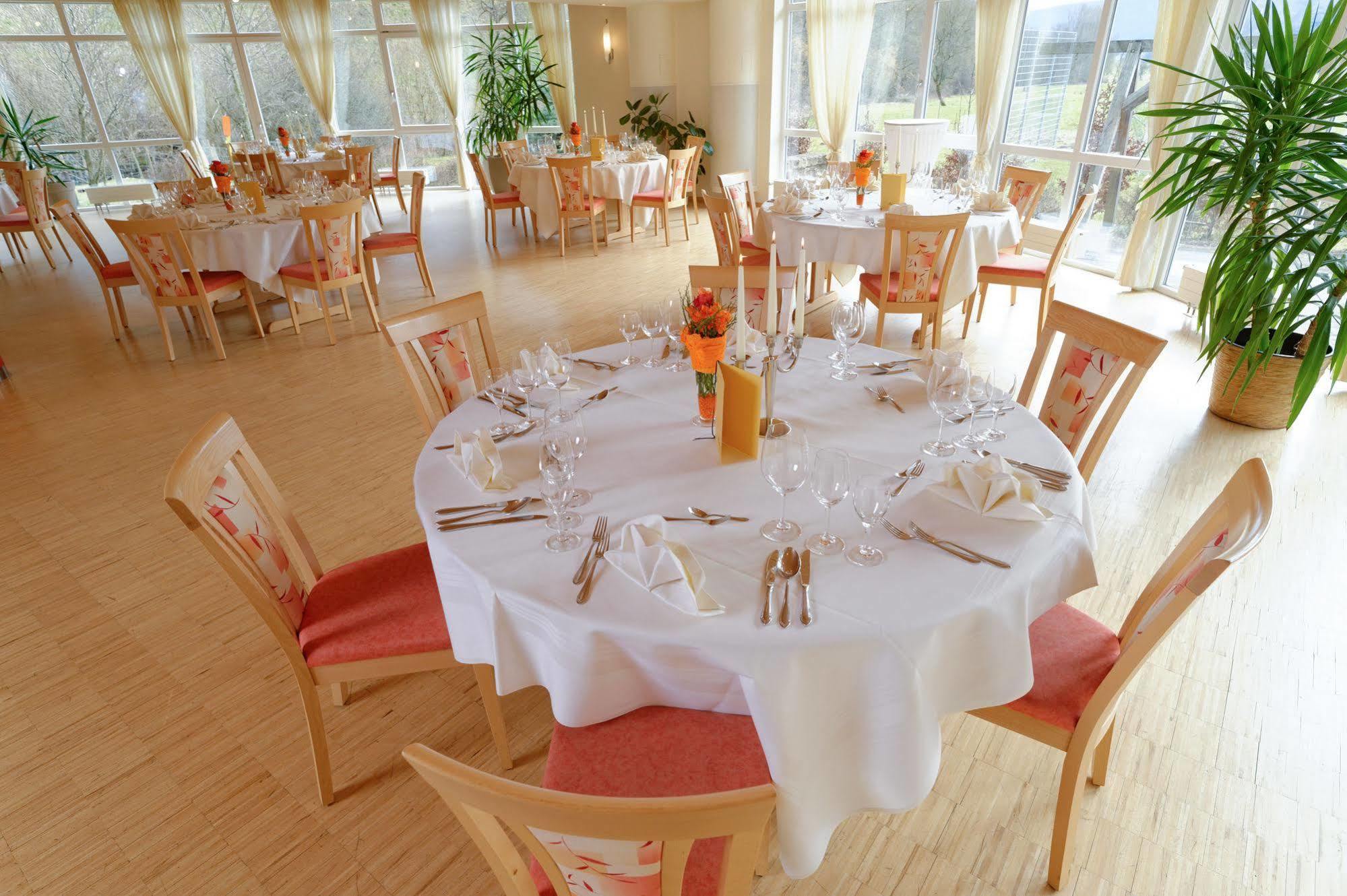 Hotel Restaurant Talblick Bad Ditzenbach Exterior photo